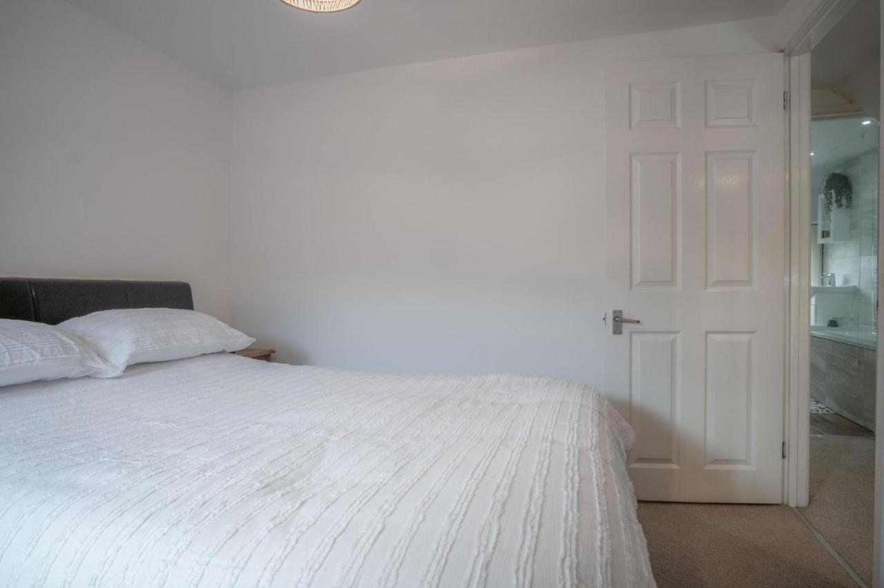 Church Terrace - 3 Bedroom Cottage - Сондърсфут Екстериор снимка