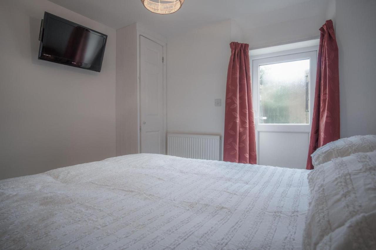 Church Terrace - 3 Bedroom Cottage - Сондърсфут Екстериор снимка